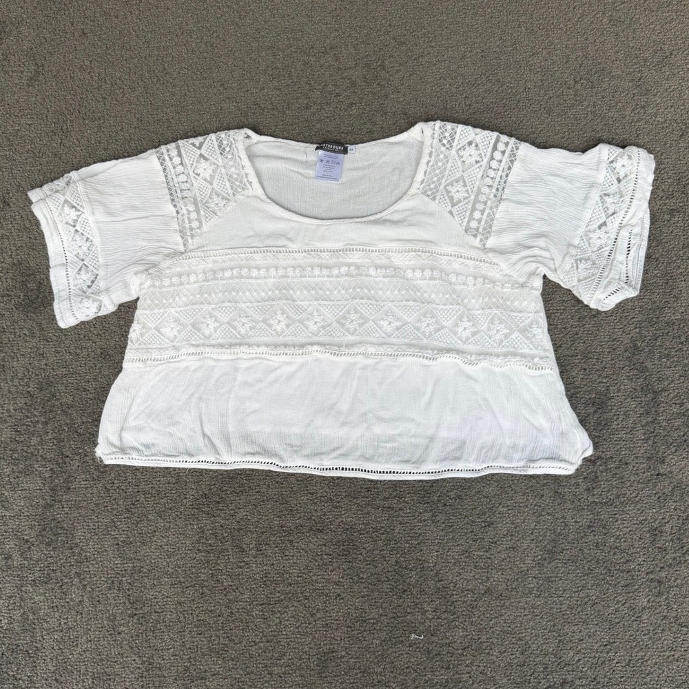 Earthbound Trading Co White Boho Lace Crop Top XL Short‎ Sleeve Crinkle Gauze